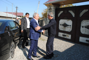 İcra başçısı şəhid Sabirli Əjdərin atası Xanlar Sarıyevi 60 illik yubileyi münasibəti ilə təbrik edib