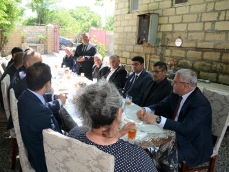 Rayon rəhbəri Milli Məclisin Deputatı ilə birlikdə şəhid Şəldiyev Talıbın ailəsini ziyarət edib