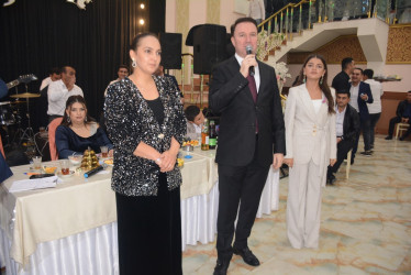 Rayon rəhbəri Zəfər günündə Vətən Müharibəsi Qazisi Paşazadə Amidin toy şənliyində iştirak edib