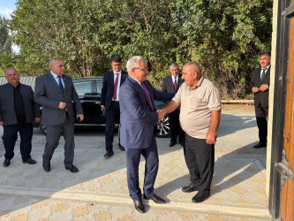 Tərtər Rayon İcra Hakimiyyətinin başçısı 27 Sentyabr – Anım Günü ilə əlaqədar Vətən müharibəsinin mülki şəhidi Orxan İsmayılzadənin ailəsini ziyarət edib