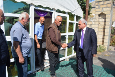 İcra başçısı şəhid atasının yas mərasimində iştirak edib