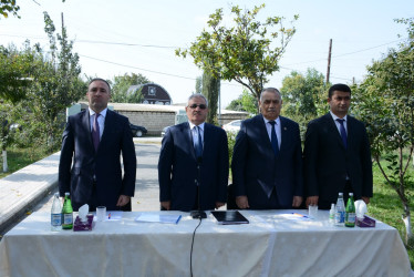 Rayon rəhbərinin növbəti səyyar-qəbul görüşü Düyərli kəndində keçirilib