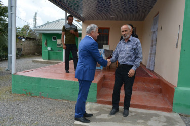 İcra başçısı 27 sentyabr “Anım Günü” ilə əlaqədar Evoğlu kəndində Şəhid Məhərrəmli Fuad Habil oğlunun ailəsini ziyarət edib