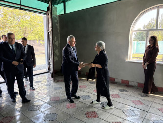 Tərtər Rayon İcra Hakimiyyətinin başçısı 27 Sentyabr – Anım Günü ilə əlaqədar Vətən müharibəsi şəhidi Mehti Məmmədovun ailəsini ziyarət edib