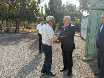 Tərtər Rayon İcra Hakimiyyətinin başçısı 27 Sentyabr – Anım Günü ilə əlaqədar Vətən müharibəsi şəhidi Bağırlı Mirsədinin ailəsini ziyarət edib