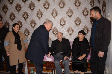 İcra başçısı Birinci Qarabağ müharibəsi şəhidi Dadaş Dadaşovun yas mərasimində iştirak edib