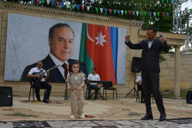 Tərtərdə Ümummilli Lider Heydər Əliyevin anadan olmasının 102-ci ildönümünə həsr olunmuş konsert proqramı təşkil olunub