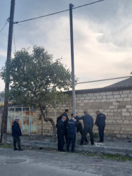 Tərtər şəhərinin Cavanşir küçəsində elektrik dirəkləri və naqilləri yenisi ilə əvəz olunur