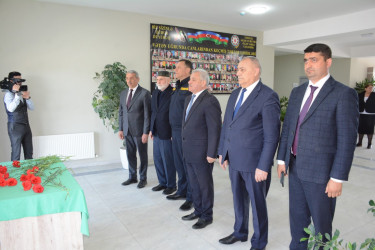 Rayon rəhbəri Azad Qaraqoyunlu kənd tam orta məktəbində mövcud şəraitlə tanış olub