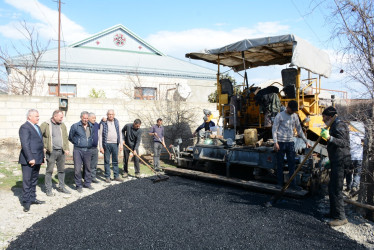 Tərtər şəhərinin şəhid Maarif Mustafayev küçəsində asfalt örtüyünün salınması işlərinə başlanılıb