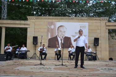 Tərtərdə Ümummilli Lider Heydər Əliyevin birinci dəfə hakimiyyətə gəldiyi gün münasibəti ilə konsert proqramı təşkil olunub