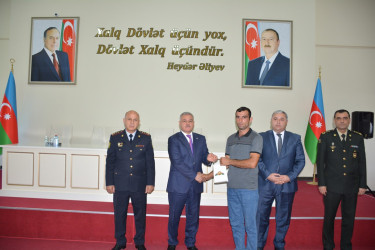 Tərtərdə Vətən müharibəsi qazilərinə və iştirakçılarına medallar təqdim olundu