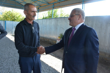 Rayon rəhbəri Birinci Qarabağ müharibəsi əlili Mayıl Xəlilovun ailəsini ziyarət edib