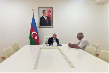 Rayon rəhbəri tərəfindən növbəti dəfə vətəndaşların müraciətləri dinlənilib