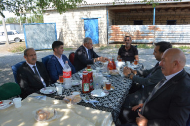 Tərtər Rayon İcra Hakimiyyətinin başçısı 27 Sentyabr – Anım Günü ilə əlaqədar Vətən müharibəsi şəhidi Hacıyev Rüstəmin ailəsini ziyarət edib