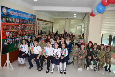 “Konstitusiya və Suverenlik İli -2025 “:Məktəblilər “Zəfər  nəğmələri“ oxudular