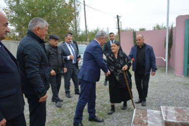 Rayon rəhbəri Hacıqərvənd kəndində birinci Qarabağ müharibəsi şəhidi Bayramov Firudin Savalan oğlunun ailəsini ziyarət  edib