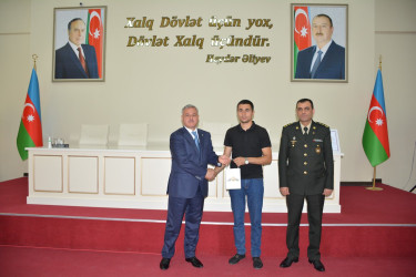 Tərtərdə Vətən müharibəsi qazilərinə və iştirakçılarına  medallar təqdim olundu