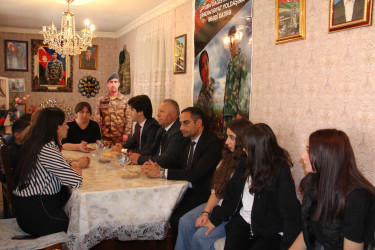 Tərtərdə "Qəhrəmanlarımızı unutmayaq" başlığı altında şəhid ailəsinə ziyarət təşkil edilib.