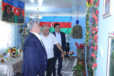 Tərtərdə “Konstitusiya və Suverenlik İli” çərçivəsində şəhid Ruslan Lalayevin ailəsi ziyarət edilib
