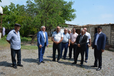 Tərtər Rayon İcra Hakimiyyətinin başçısı İsmayılbəyli kəndində barama istehsalının gedişi ilə tanış olub