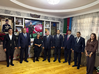 Tərtər Rayon İcra Hakimiyyətinin başçısı 27 Sentyabr – Anım Günü ilə əlaqədar Vətən müharibəsi şəhidi Mehti Məmmədovun ailəsini ziyarət edib
