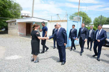 Rayon rəhbəri şəhid Tofiq Quliyevin ailəsini ziyarət edib