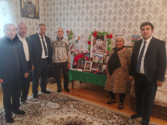 8 noyabr - Zəfər Gününün beşinci ildönümü ilə əlaqədar Vətən müharibəsinin şəhidi Əliyev Elməddinin ailəsi ziyarət edilib
