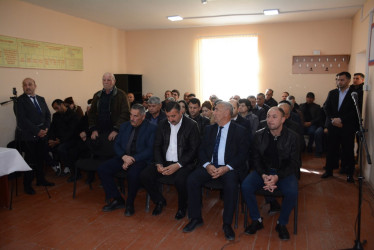 Rayon rəhbərinin növbəti səyyar-qəbul görüşü Yuxarı Sarıcalı kəndində keçirilib