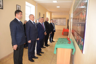 Rayon rəhbəri Yuxarı Sarıcalı kənd tam orta məktəbində mövcud şəraitlə tanış olub