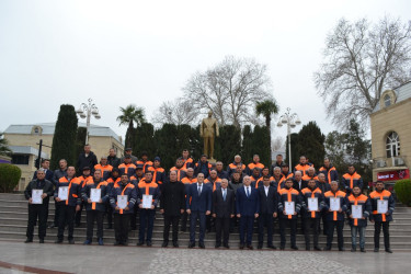 Tərtərdə avtomobil yolları işçilərinin peşə bayramı qeyd olunub