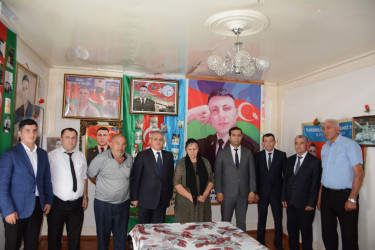 Tərtər Rayon İcra Hakimiyyətinin başçısı 27 Sentyabr – Anım Günü ilə əlaqədar Vətən müharibəsi şəhidi Ələkbər Ələkbərlinin ailəsini ziyarət edib
