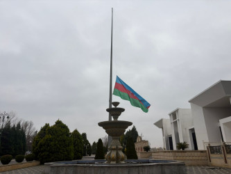 Tərtərdə Xocalı soyqırımı qurbanlarının xatirəsi bir dəqiqəlik sükutla yad olunub