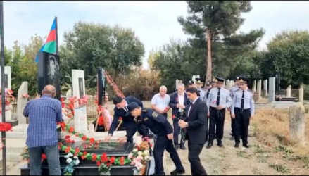 Vətən Müharibəsi şəhidi Taleh Məhərzadənin şəhadətə qovuşmasının 6-cı ildönümü münasibətilə məzarı ziyarət olunub