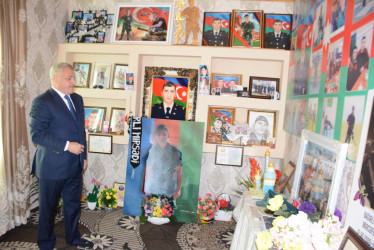 Rayon rəhbəri “Konstitusiya və Suverenlik İli” çərçivəsində şəhid Bağırlı Mirsədinin ailəsini ziyarət edib