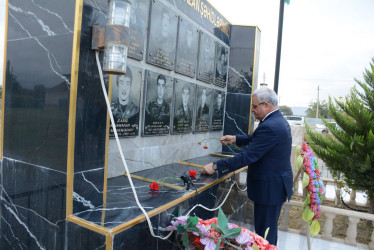 Rayon rəhbəri “Konstitusiya və Suverenlik İli” çərçivəsində Köçərli kəndindən olan şəhid ailələri ilə görüş keçirib