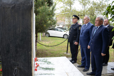 Rayon rəhbəri İsmayılbəyli kənd tam orta məktəbində mövcud şəraitlə tanış olub