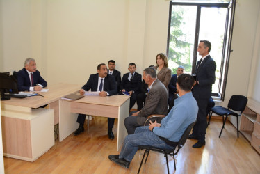 Rayon rəhbəri tərəfindən növbəti dəfə vətəndaşların müraciətləri dinlənilib