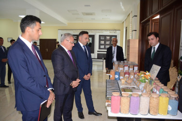 Tərtərdə Toxum Sərgi-Satış Yarmarkası və “Aqrar sahədə dövlətin dəstək mexanizmləri” mövzusunda panel müzakirəsi keçirilib