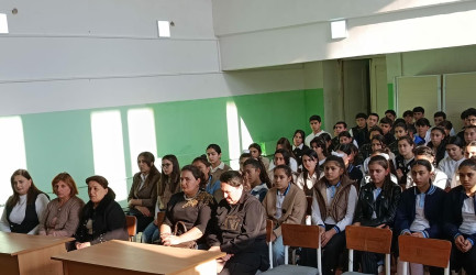 Tərtərdə “Uşaq hüquqları aylığı” çərçivəsində “Narkomaniyanın qarşısının alınması” və “Təhsildən yayınma hallarının qarşısının alınması” mövzusunda tədbir keçirilib.