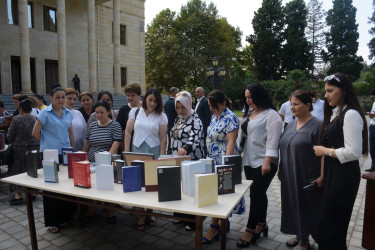 Tərtər şəhərində “Konstitusiya və Suverenlik İli”nə həsr olunmuş kitab sərgisi təşkil edilib