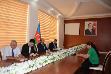 “Azəristiliktəchizat” ASC-nin sədri Tərtər rayonunda Tərtər və Bərdə rayonlarından olan sakinlərin müraciətlərini dinləyib