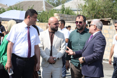Tərtər şəhərində yeni ticarət mərkəzi istifadəyə verilib