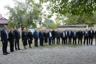 Rayon rəhbəri “Konstitusiya və Suverenlik İli” çərçivəsində Mamırlı və Poladlı kəndlərindən olan şəhid ailələri ilə görüş keçirib