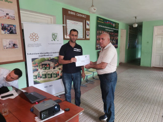 Gülabatlı kəndində “Tullantıların bələdiyyə - icma əsaslı idarə edilməsi modeli üzrə maarifləndirmə tədbirləri” layihəsi çərçivəsində təlim keçirilib