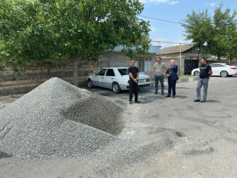 Rayon rəhbəri Cavanşir küçəsində aparılan təmir işləri ilə yerində tanış olub