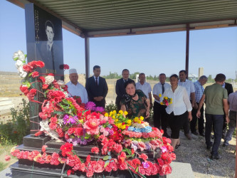 Tərtərdə Vətən müharibəsi şəhidi Elman Məmmədovun ad günü məzarı önündə qeyd olundu