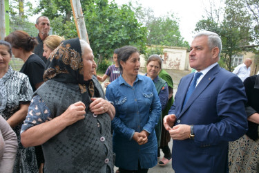 Rayon rəhbərinin növbəti səyyar qəbul-görüşü Tərtər şəhəri Nizami küçəsində keçirilib