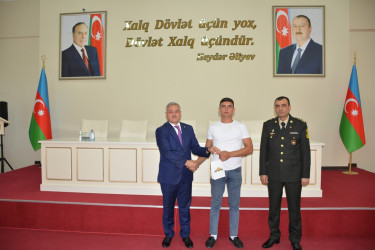 Tərtərdə Vətən müharibəsi qazilərinə və iştirakçılarına medallar təqdim olunub