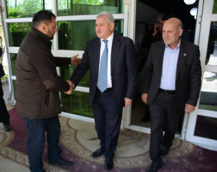 Rayon rəhbəri Birinci Qarabağ müharibəsi qazisinin bacısının yas mərasimində iştrak edib